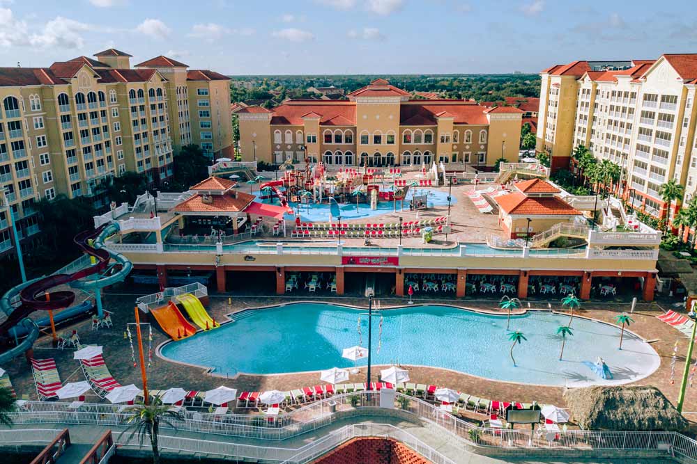 WG-TownCenter-waterpark-front