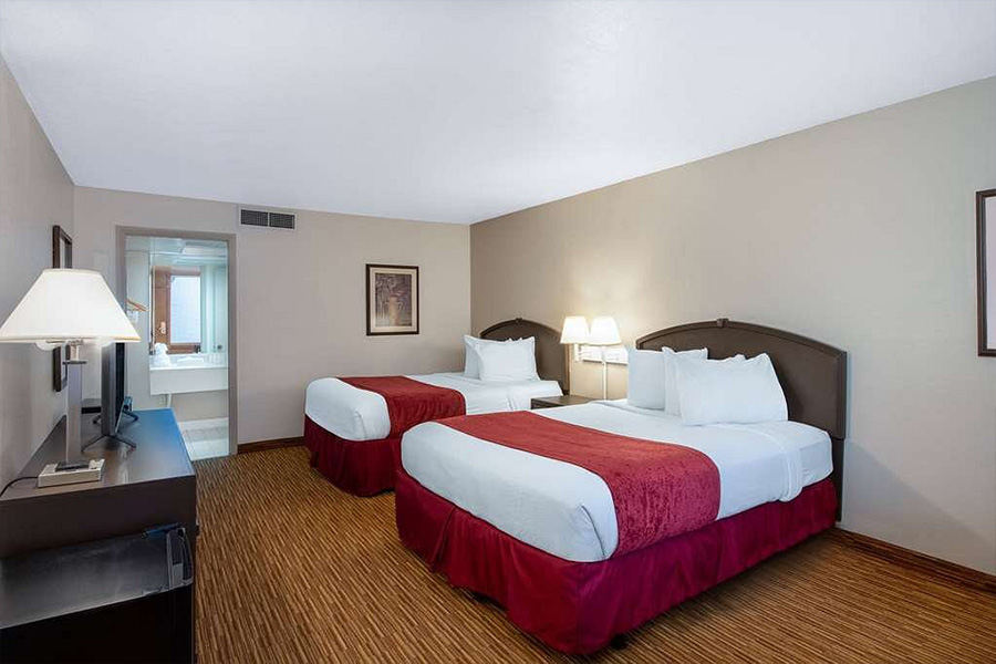 ramada-getaway-kissimmee_900x600_03.jpg